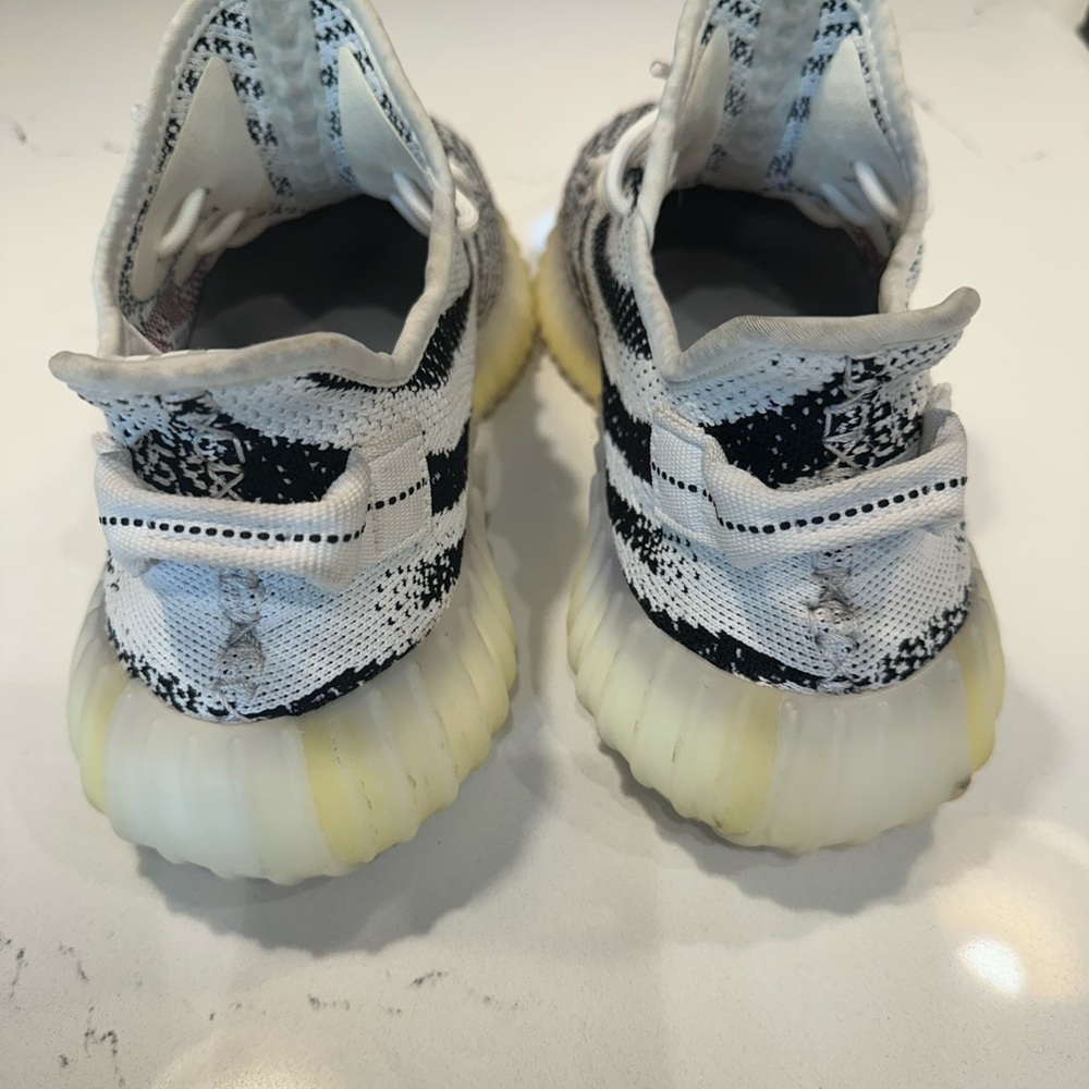 Yeezy Boost 350 (Zebra) - Picture 3 of 9